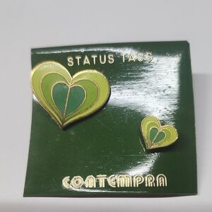 Vintage Contempora Green Heart Status Tac Pins Brooch Tacs